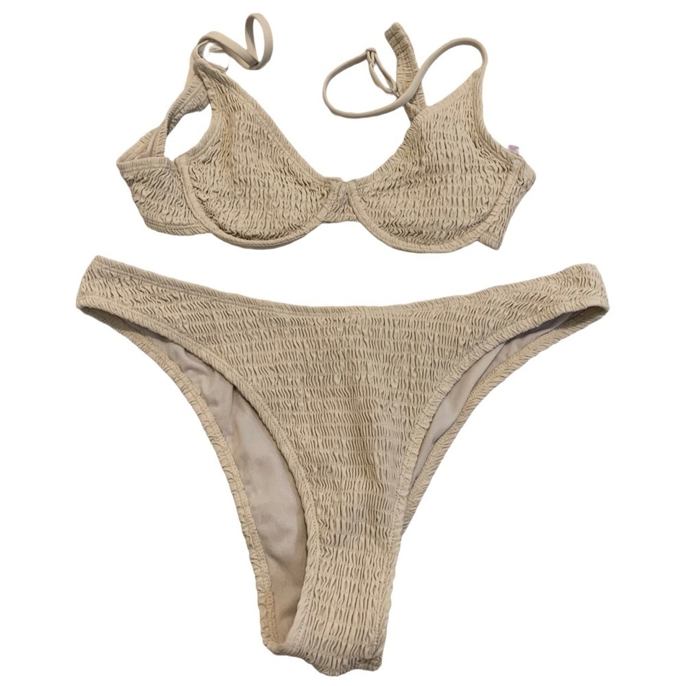 💛 Ardene Smocked Underwire Bikini Swimsuit Set - Size Medium